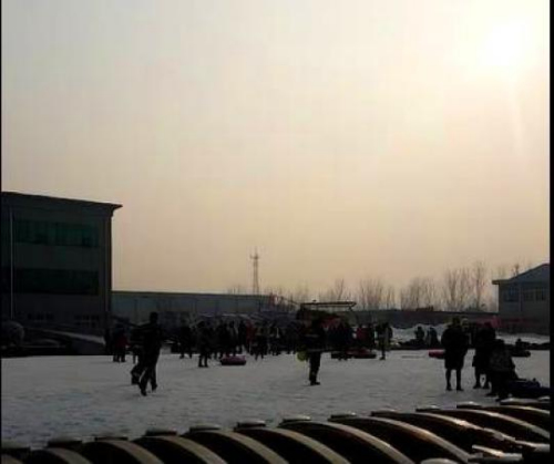 邢台巨鹿一处滑雪场坍塌致5伤 滑雪场被封停