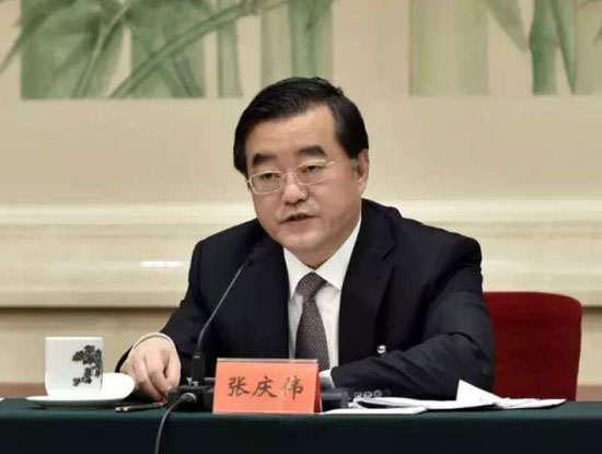 河北代表团副团长、省委副书记、省长张庆伟回答记者提问。