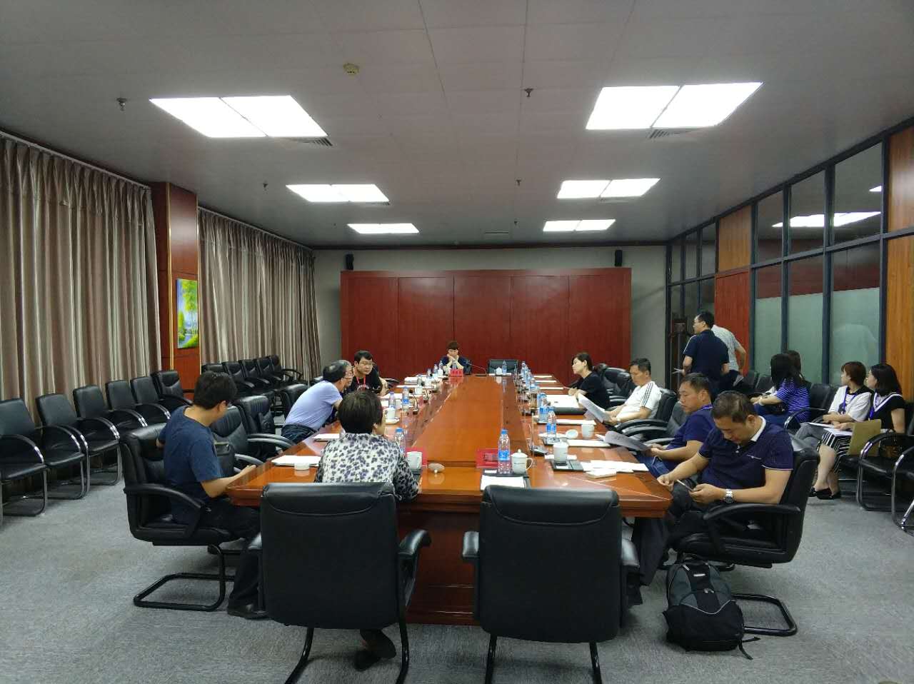 《彩云长在有新天——璀璨河北》编纂工作论证会在我市召开