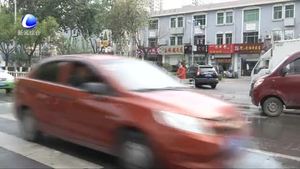 机动车不礼让行人 市民很无奈