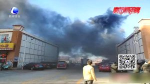 永兴路某商铺失火 “及时雨”消防速至救助