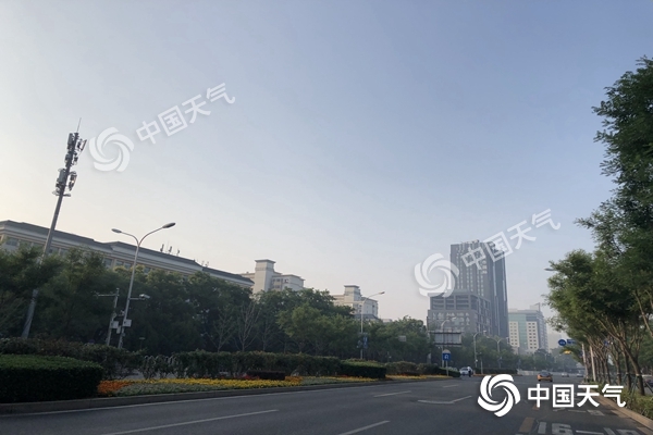 35℃!今天北京高温天气重返需防晒 周末降雨降温