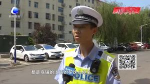 交警部门多措并举   加强步行街违停治理