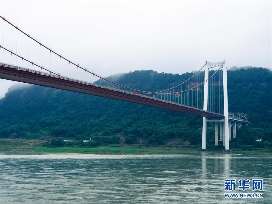 （图文互动）（1）清江一曲抱城流——“万里长江第一城”的环保观察