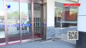 交警高温坚守 用汗水诠释责任