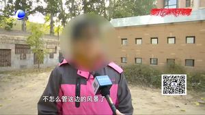 物业公司回复：只是暂时堆放