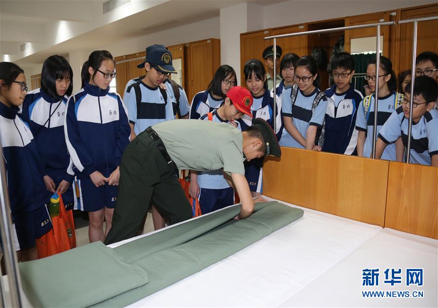 (澳门回归20周年)(3)八一军旗耀濠江——中国人民解放军进驻澳门20周年纪实