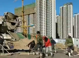 我市下大力解决停车难问题