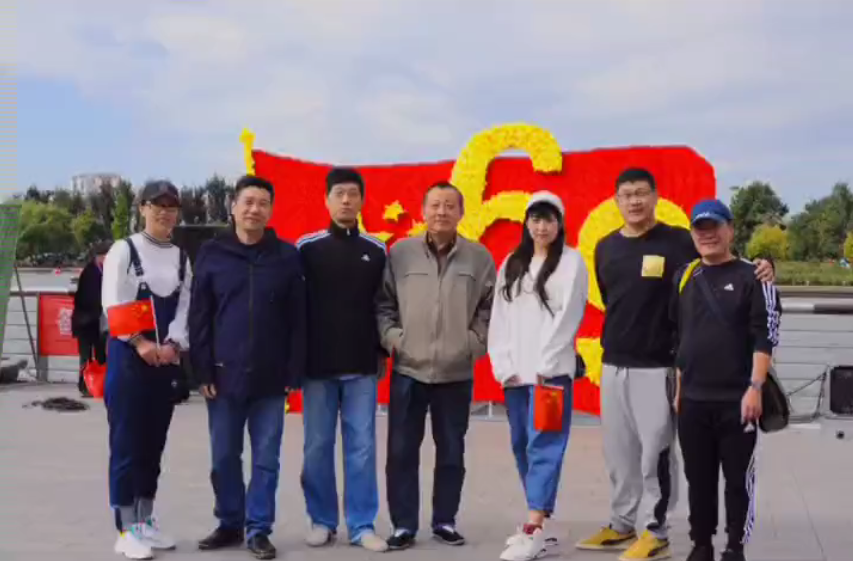 一群认真拼搏的人们