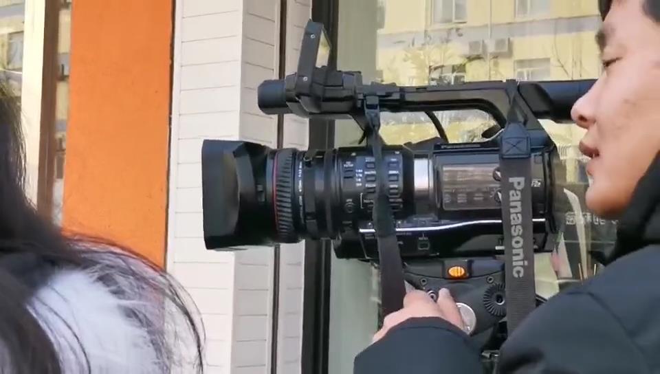 坚守一线 做寒冬的信息传播使者