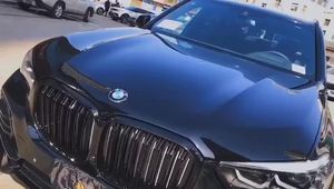 宝马原厂限定黑武士