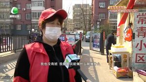 杨淑平：积极加入志愿者队伍 助力社区疫情防控