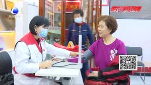 廊坊市红十字会“五八”红十字日进社区 用心服务社区真心关爱群众