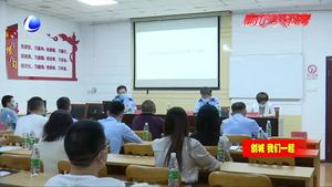 市交警一大队召开现场座谈会 破解辖区出行难题