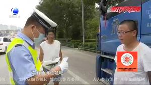 市交警二大队开展交通违法行为集中整治行动 规范辖区道路交通秩序
